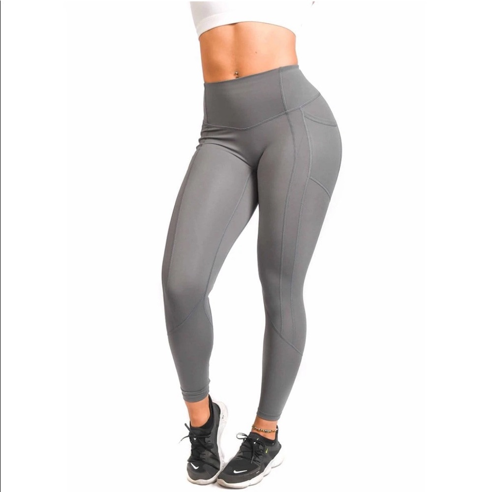 Til You Collapse Heart Booty Leggings